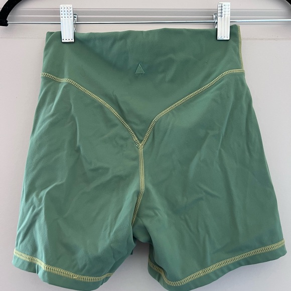 Vitality Green Revive Volley Short - Picture 2 of 2